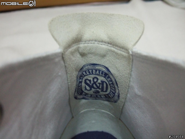 不可思議之ASOS超快速三天到貨開箱分享文(ASOS Lace Up Desert Boots & Superdry Classic Mid-Cut Plimsolls & 國民皮衣)