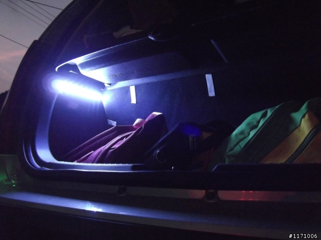 DIY 安裝 i10 "裝飾用"之日行燈---同場加映行李箱夜燈改5050 led燈條