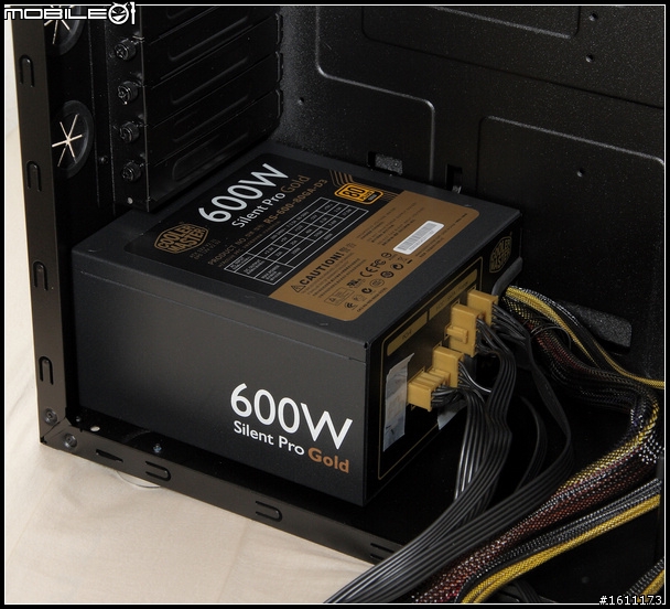 【開箱】i7 2600K+Z68AP-D3新機裝Silencio 550