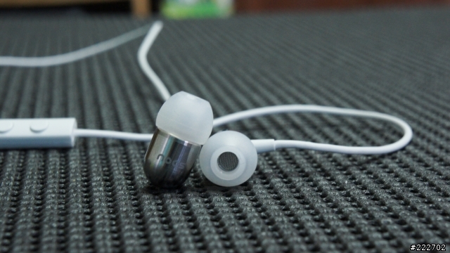 [開箱] nocs 鈦合金重低音耳機麥克風, made for iPod, iPhone, iPad