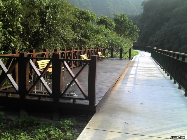 [ 分享 ] 坪林區大林里自行車步道 { 圖很多 } 加上敘述。