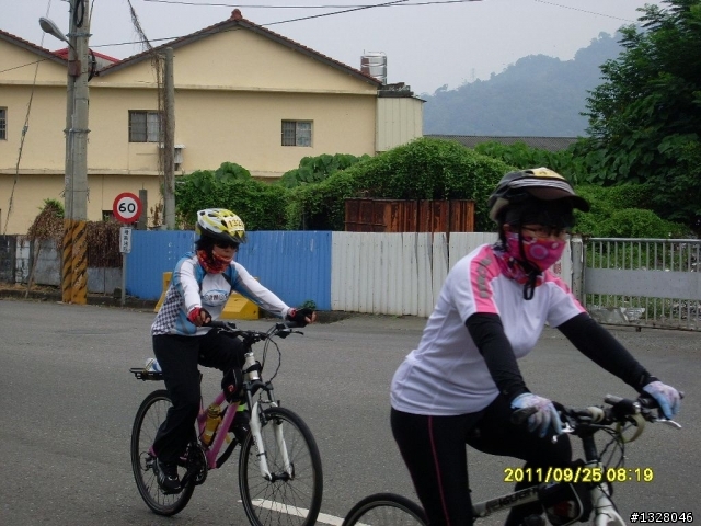 百年環化賽女車友照