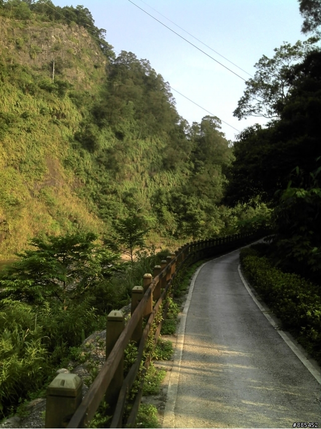 [ 分享 ] 坪林區大林里自行車步道 { 圖很多 } 加上敘述。