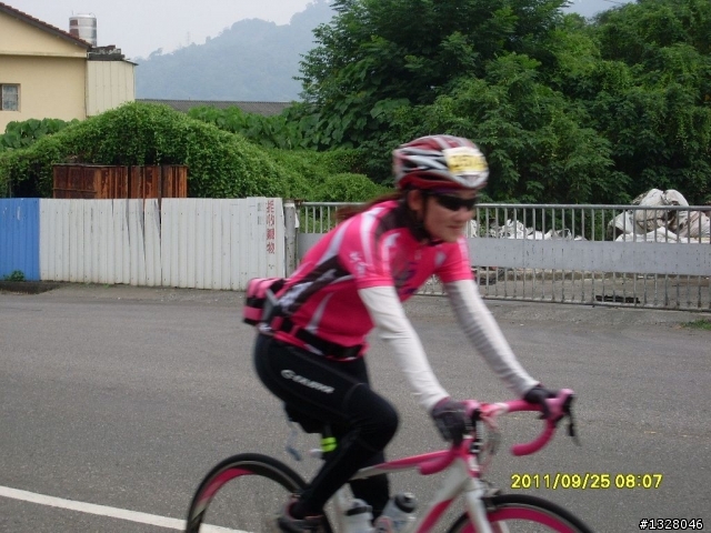 百年環化賽女車友照