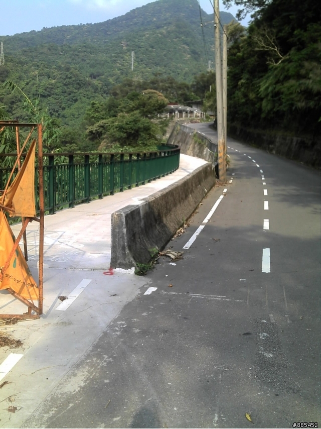[ 分享 ] 坪林區大林里自行車步道 { 圖很多 } 加上敘述。