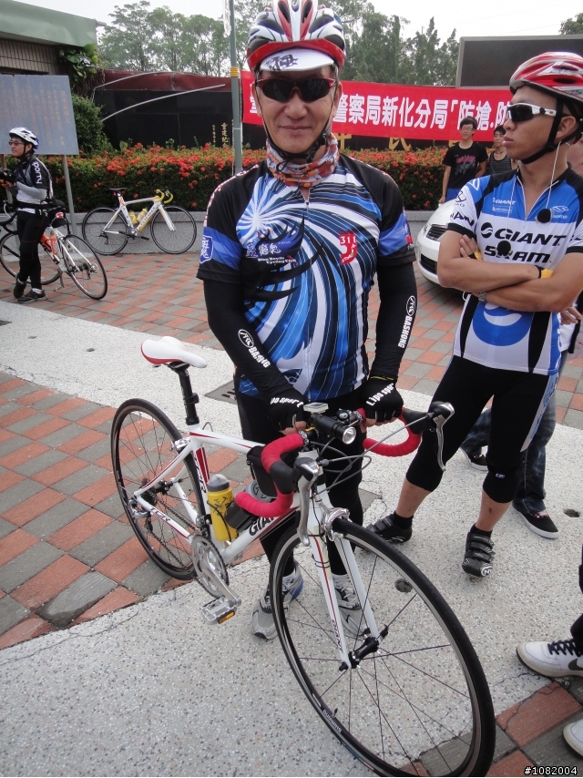 2011.09.04 環府城自行車賽(沿路拍)
