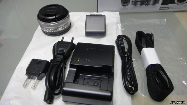 Sony NEX-5ND 銀色，開箱