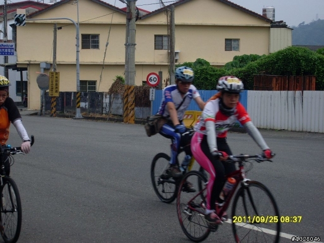 百年環化賽女車友照