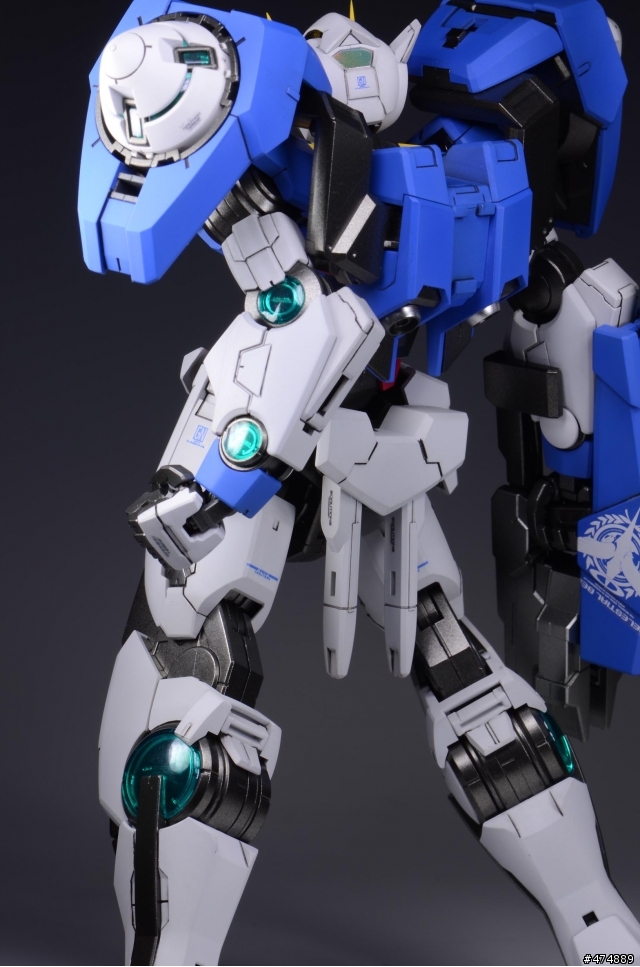 [分享] 素雅塗裝-MG OO Raiser