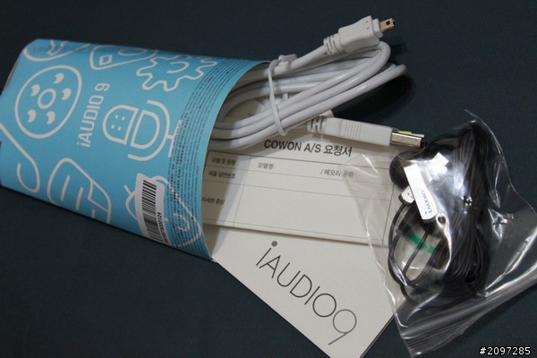 [開箱]iaudio 9 開箱+簡單測試心得