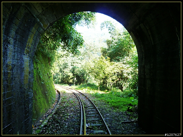 2011.09.11_再入獨立山鐵路隧道，驚見......