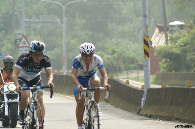 2011環府城自行車賽 CCT車友們請笑納!