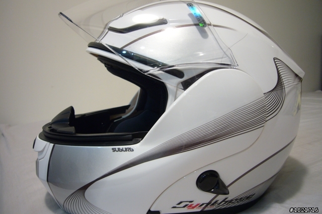 【簡易開箱】Zeus-3000A、SBK Super-R 為安全加分！