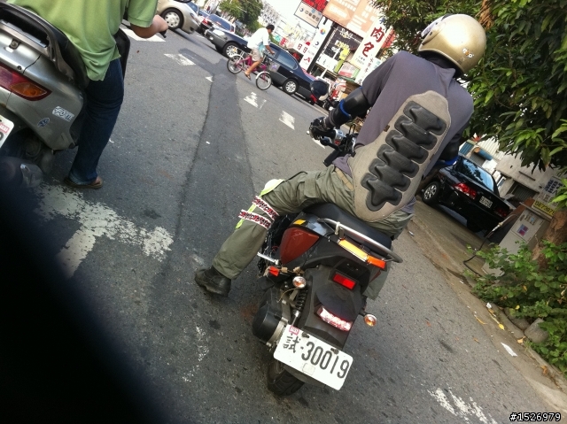這是??什麼車阿...