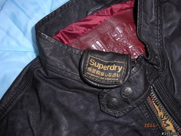 開箱開到吐的superdry皮衣之我也來一件！
