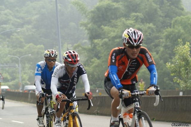2011環府城自行車賽 CCT車友們請笑納!