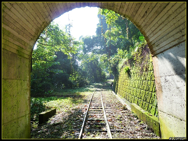2011.09.11_再入獨立山鐵路隧道，驚見......