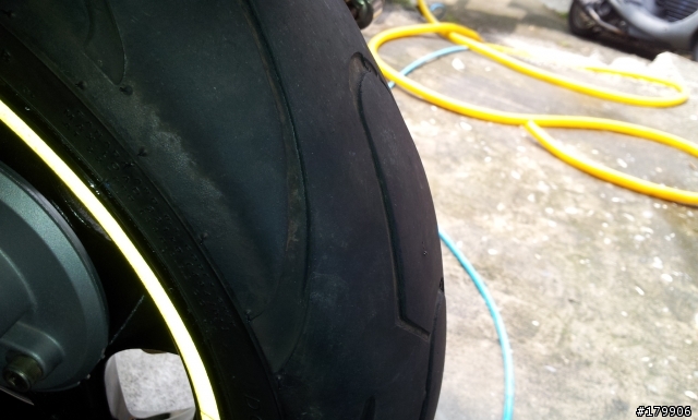 請問這樣的輪胎還可以撐多久呢? (馬車125 後輪)