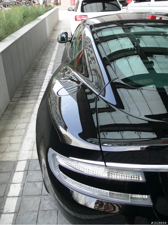 旅館前的 DBS