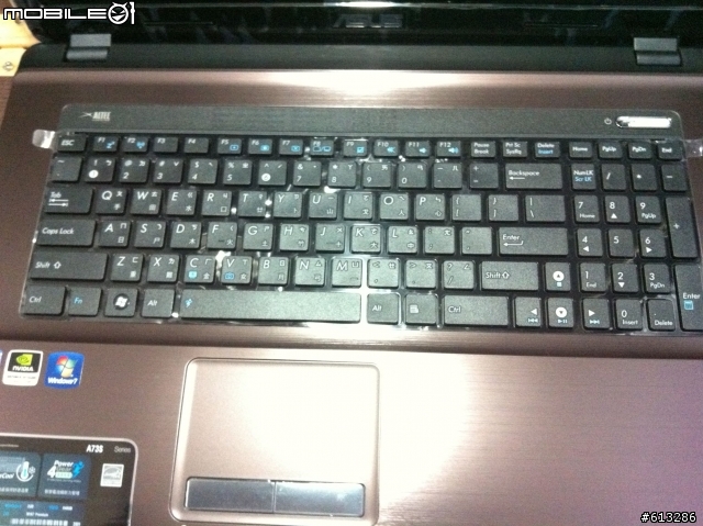 [簡易開箱]ASUS A73SV 17吋大螢幕