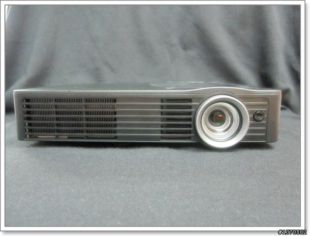 LED 500流明720P高畫質投影機  OPTOMA ML500 ,到手囉!!~開箱文