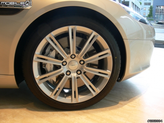與Aston Martin 的近距離接觸