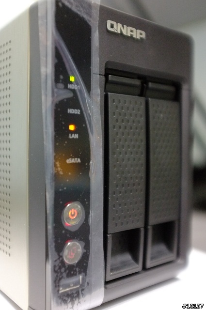 [開箱] (圖多) QNAP TS-219P+ 開箱及硬碟組態移轉，容量擴充實作。