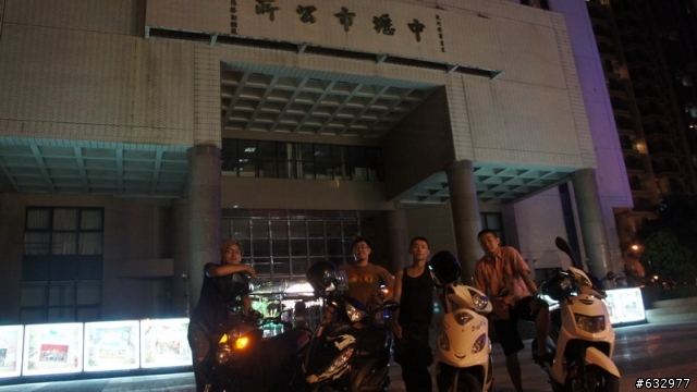 五個大男孩，想用環島來找回失去的青春熱情和感動