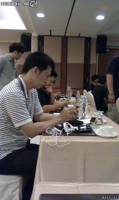 HTC EVO 3D搶鮮體驗見面會-我在高雄場