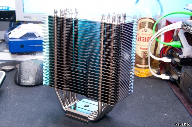 [543]極具時尚感的Larkooler iSky Tower 60SN