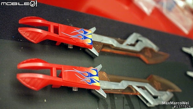 [分享] Takara Tomy DMK 1/35 Optimus Prime 科博文快速素組心得