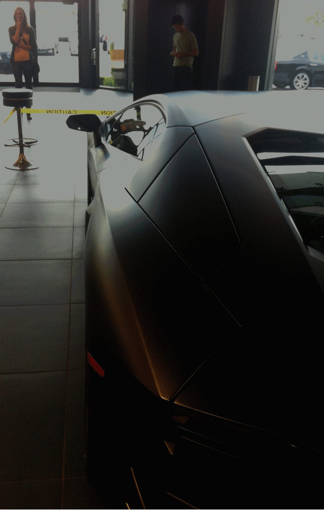 Matte Black Aventador LP-700-4