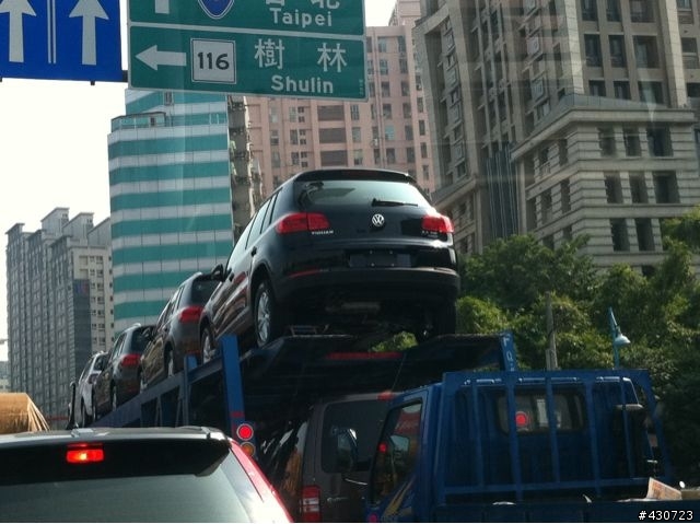 路上看到2012 tiguan??