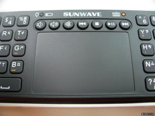 [開箱][設定][應用] SUNWAVE RKM-520 迷你智慧學習遙控鍵鼠組 (Wireless Mini Keyboard Mouse)