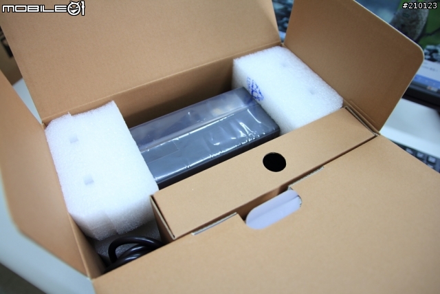 極簡老梗開箱 QNAP TS-119P II