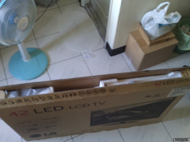 [開箱文]LG 42LW5700