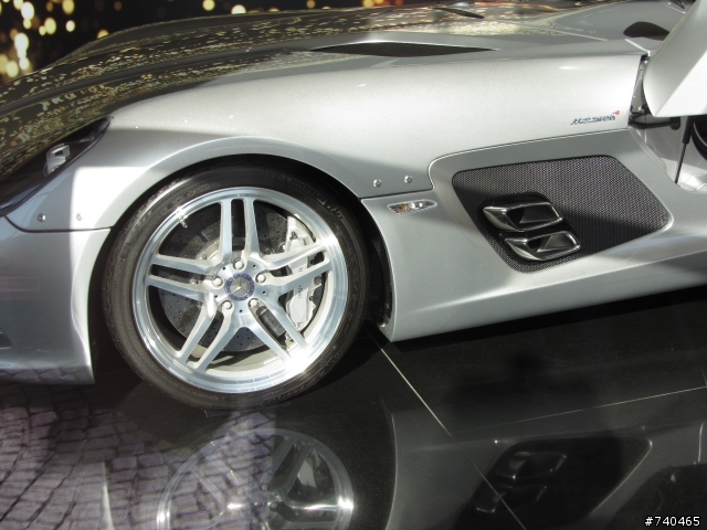 Mercedes Benz SLR展示車