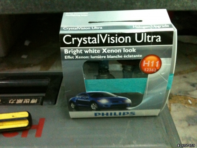 幫愛車做SPA,外加換燈泡( 更新霧燈)