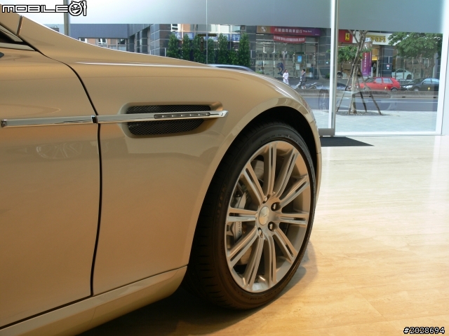 與Aston Martin 的近距離接觸