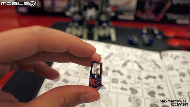 [分享] Takara Tomy DMK 1/35 Optimus Prime 科博文快速素組心得