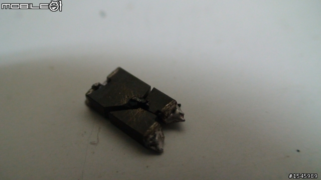 請問有人知道這個主機板的電子零件嗎? 要去那邊買?