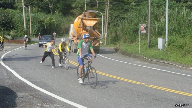 2011.09.24.AMD阿里山自行車賽..觸口段..