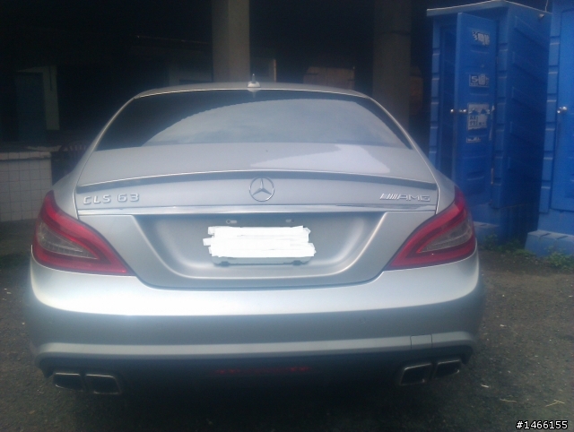 下班時的驚喜 CLS 63 AMG (手機拍攝畫質不好請見諒)