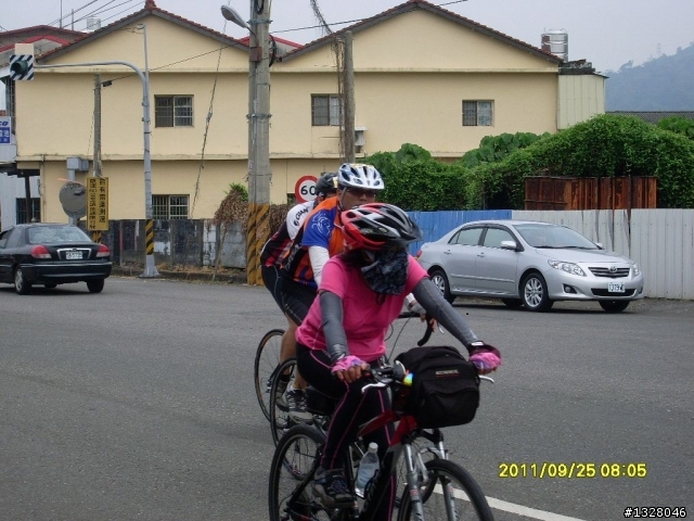 百年環化賽女車友照