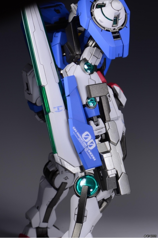 [分享] 素雅塗裝-MG OO Raiser