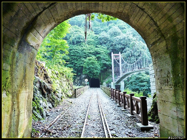 2011.09.11_再入獨立山鐵路隧道，驚見......