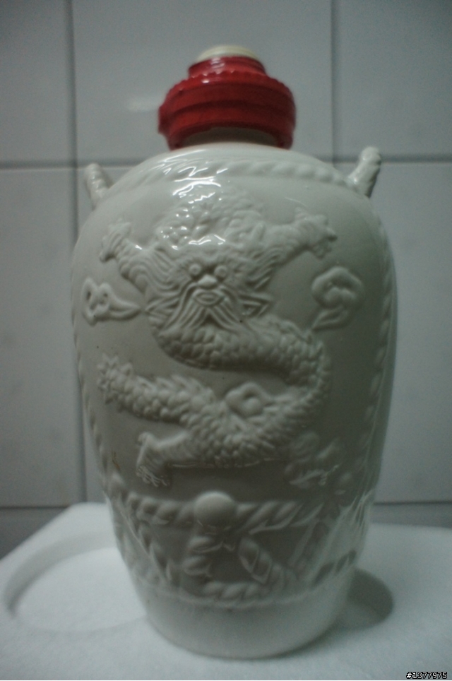 試問~一堆老酒的價值??