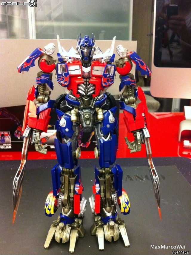 [分享] Takara Tomy DMK 1/35 Optimus Prime 科博文快速素組心得