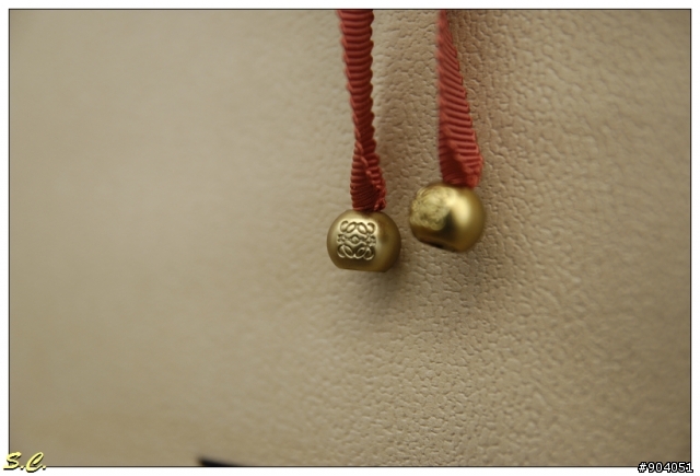 【開箱】受不了NAPA的觸感。。"LOEWE"。。
