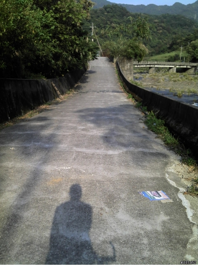 [ 分享 ] 坪林區大林里自行車步道 { 圖很多 } 加上敘述。